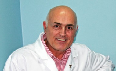 Dr. Sci.  Naser Salihu, oftalmolog