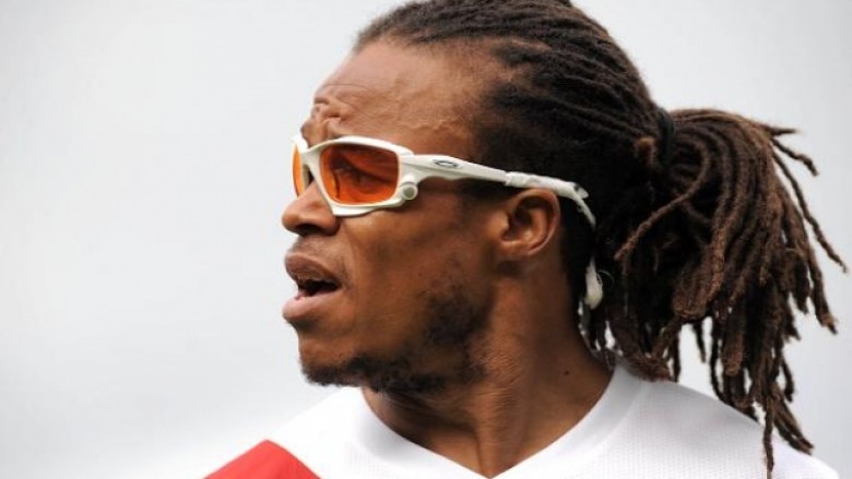 Edgar Davids, dy dekada futboll në “3D”