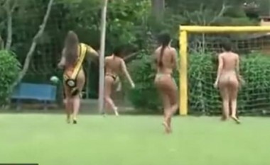 Edhe femrat e Brazilit luajnë mirë futboll – me bikini! (Video)