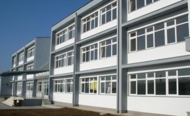 Gjimnazi “Xhevdet Doda” në Prishtinë kalon në mësim online