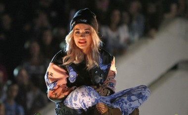 Rita Ora injoron Medaljen e Kosovës!