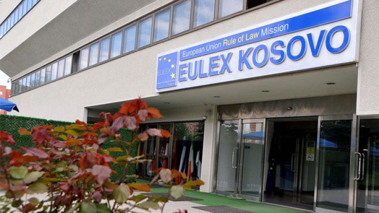 EULEX-i donacion 15 automjete Doganës