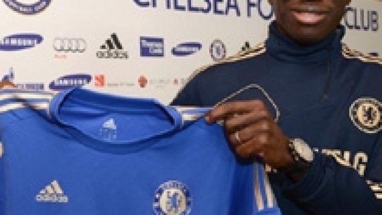 Zyrtare: Demba Ba lojtar i Chelseat