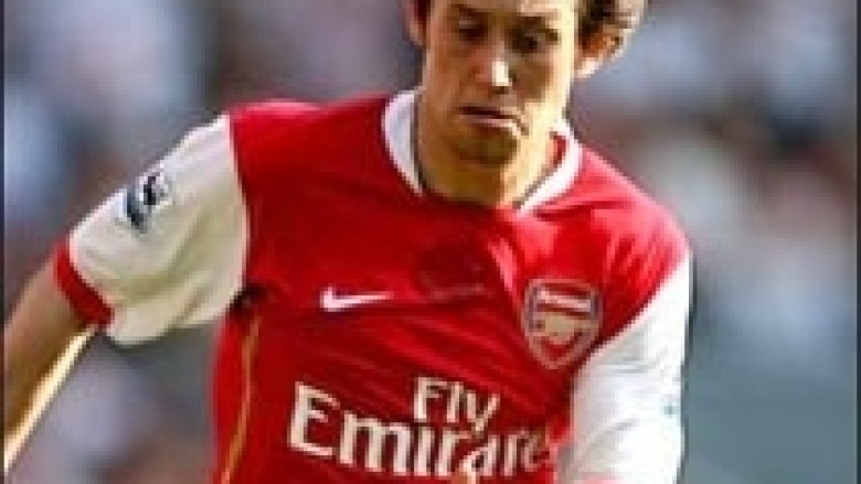 Rosicky nënshkruan kontratë të re