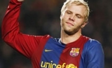 Tottenham dhe West Ham rikthehen kah Gudjohnsen