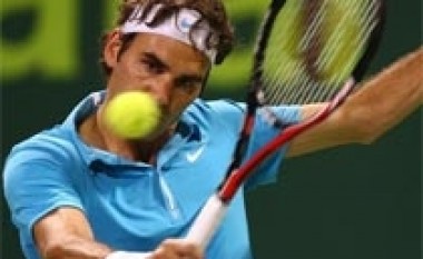 Federer e Nadal në gjysmëfinale të ATP në Doha