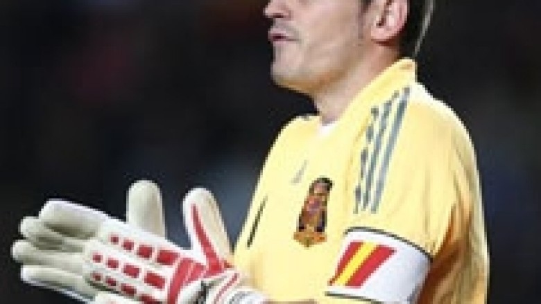 Casillas i bindur se Barcelona do të ngecë