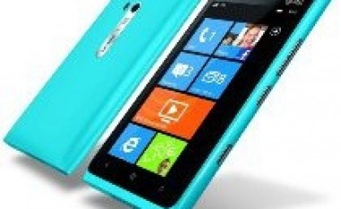 Lumia 900 edhe zyrtarisht