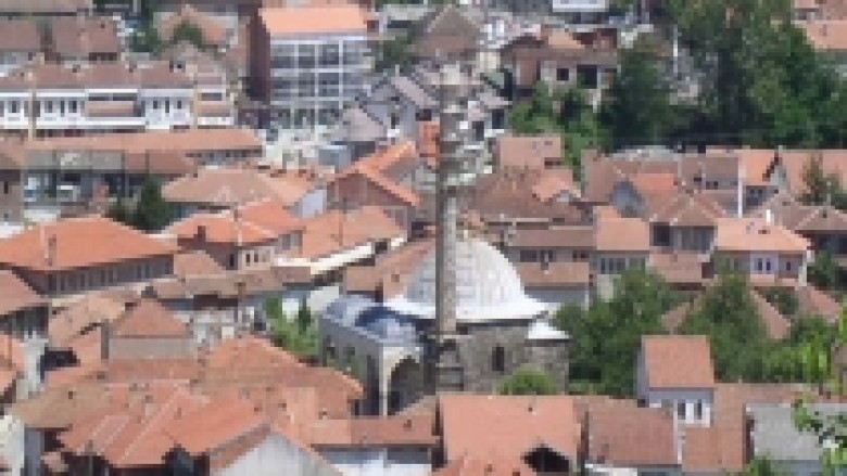 Gjakova, përseri ndihmon Shqipërinë