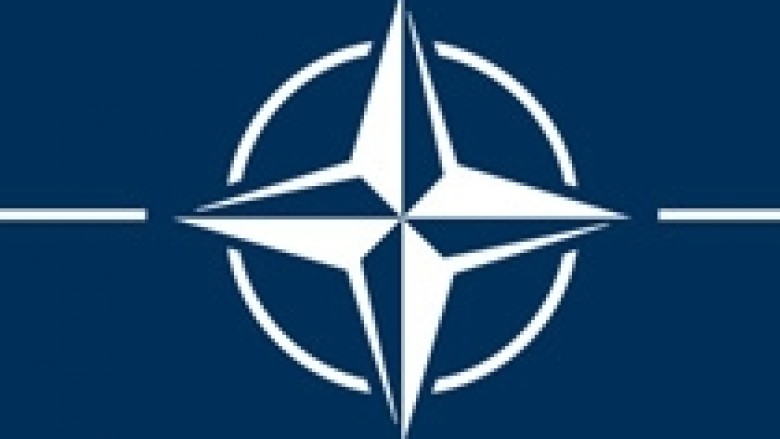 NATO: KFOR-i mbetet në Kosovë
