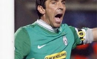 Buffon, portieri më i mirë në botë