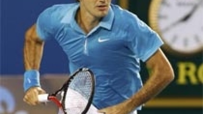 Federer kalon në raundin e tretë