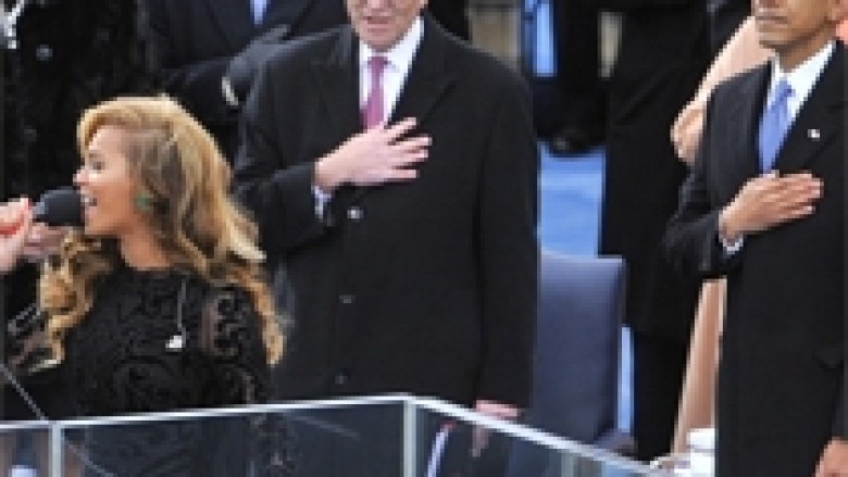 Ish-presidenti Carter, në Washington për ta parë Beyoncen (Video)