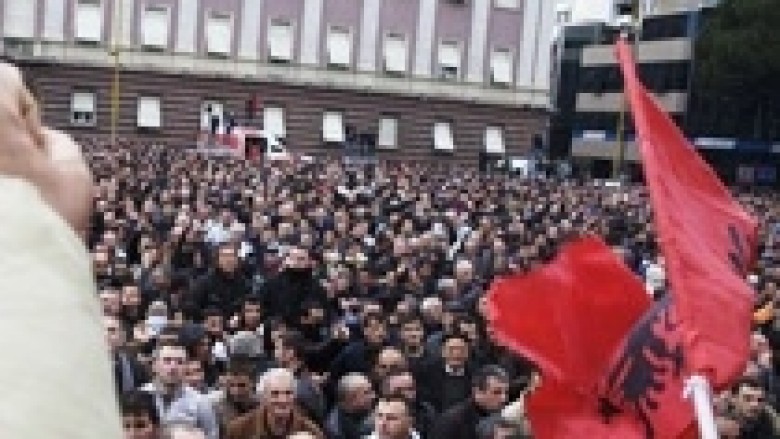 Opozita paralajmëron protesta të reja