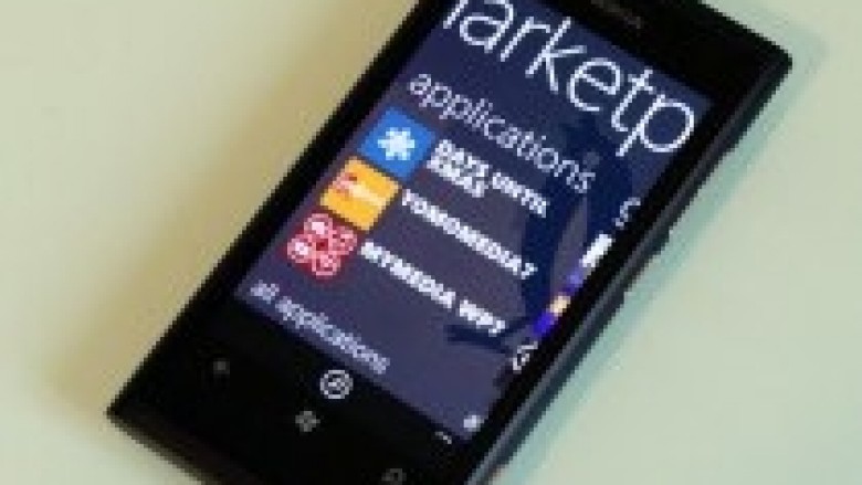 Nokia shet mbi 1 milion Lumia?