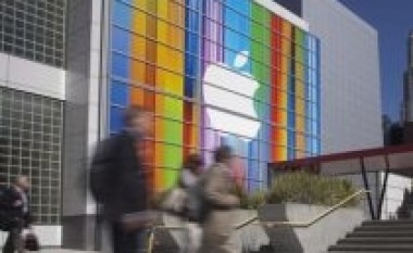 Apple gjeneron 54 miliardë dollarë të hyra, shet 75 milionë pajisje për 3 muaj!