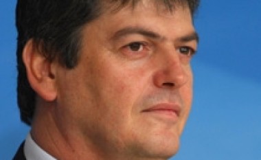 Asnjë deklaratë pas takimit Topi-Lajcak