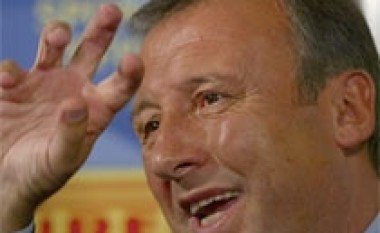 Zyrtare: Zaccheroni trajner i Juventusit