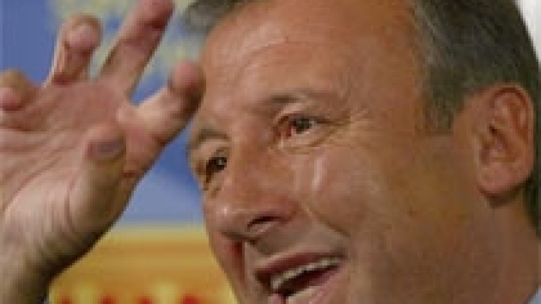 Zyrtare: Zaccheroni trajner i Juventusit