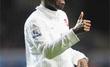 Wenger: Campbell mund ta heshtë Rooneyn