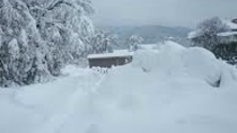 Shkodër, bora bllokon komunat e Dukagjinit