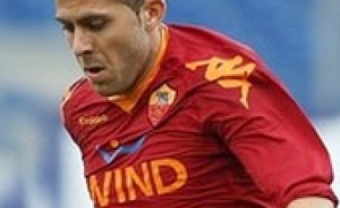 Roma refuzon ofertën e PSG për Menez