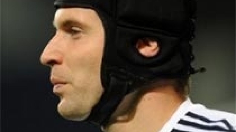 Cech i bindur për titullin e Ligës Premier