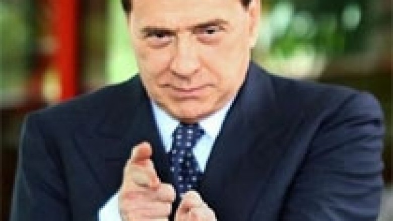 Berlusconi i pakënaqur me transferimin e Mancinit