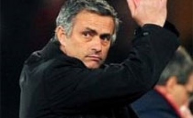 Mourinho: Mund ta mposhtim Chelsean, por…