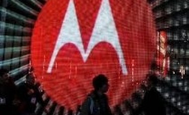 Motorola shpreson të rrjep Apple për 2 miliard dollarë