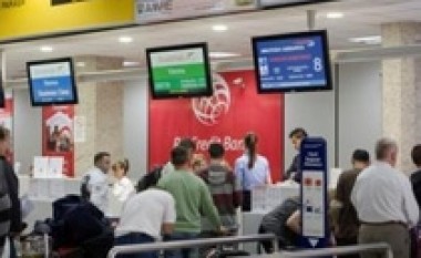 Limak lë në rrugë 300 punëtorë të aeroportit