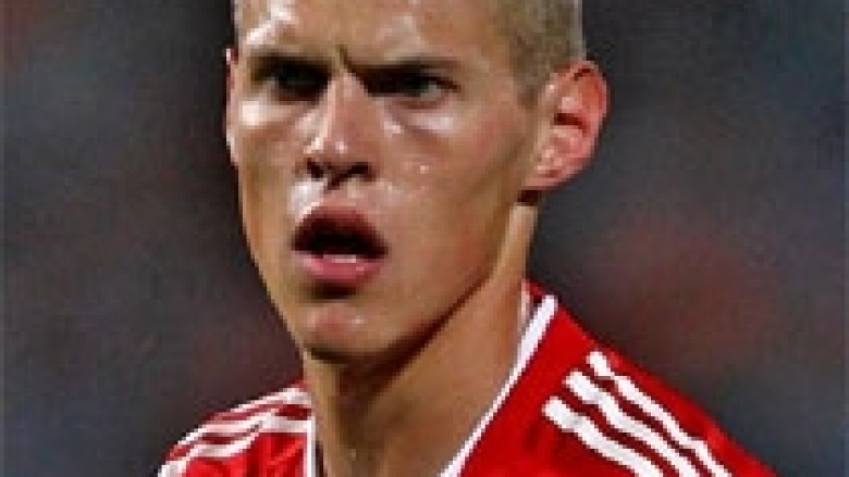 Juve përgatit ofertë për Skrtel