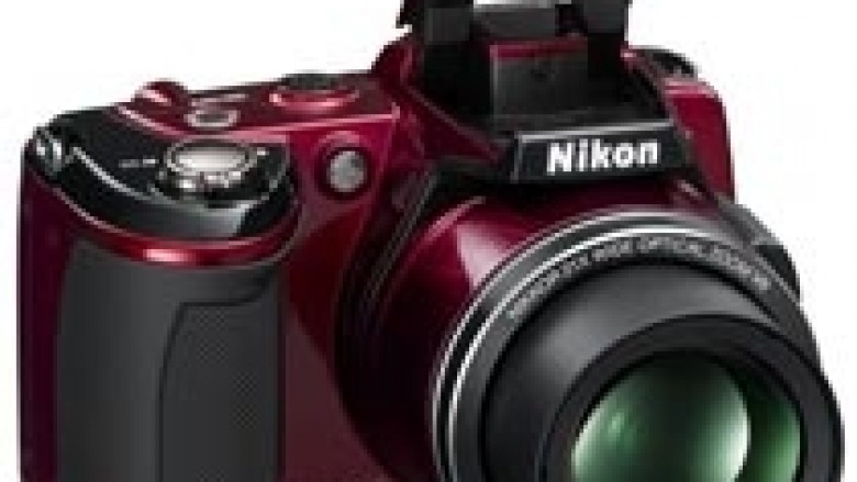 Nikon L120 e L24