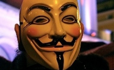 Anonymous sulmuan edhe Interpolin