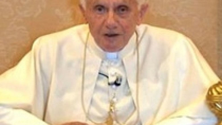 Papa e falënderon publikun për “simpatinë”