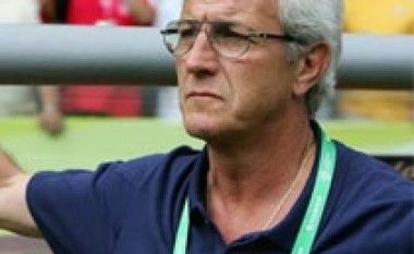 Lippi i bindur se Milani do ta mposhtë United