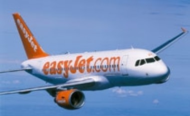 EasyJet hyn në Kosovë, fillon epoka e çmimeve të lira