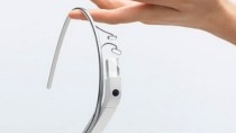 Fillon shitja e Google Glasses me para-porosi!