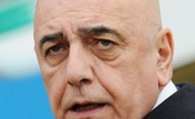 Galliani i kënaqur me Leonardon