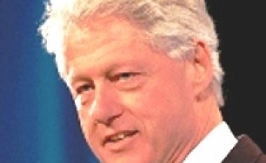 Clinton ka dërguar vetëm dy e-maila sa ishte president