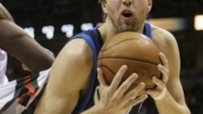 NBA: Nowitzki udhëheq Mavericks në fitoren ndaj Lakers