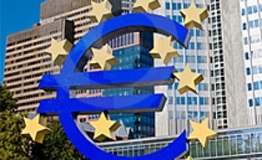 16 vendeve të eurozonës u rrezikohet euroja