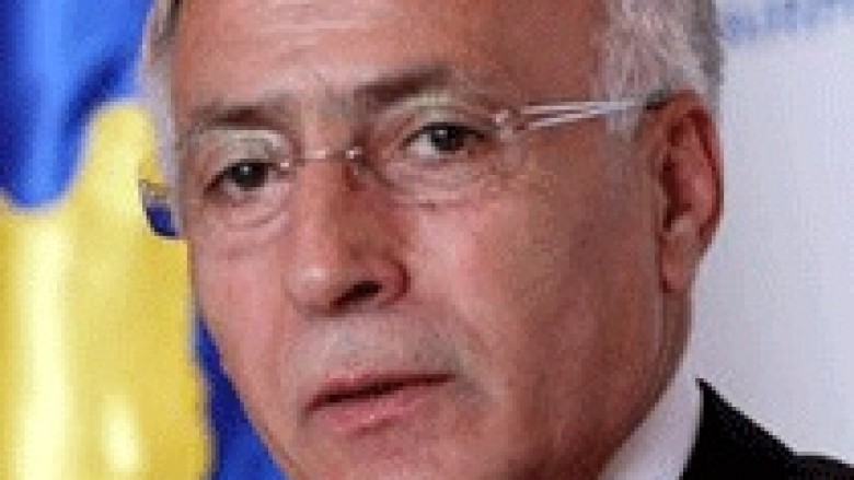 Krasniqi s’rri kryeparlamentar nëse ikën nga PDK-ja