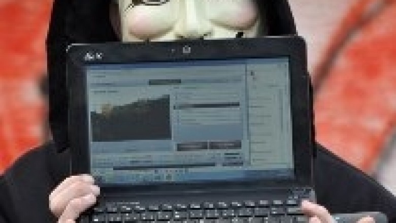 Interpol arrestoi 25 Anonymous