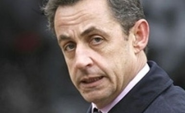 Sarkozy: “Euro nuk ka vlerë, nëse Greqia dështon”