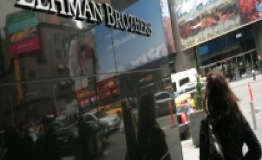 Lehman Brothers: Menaxhmenti nuk bart përgjegjësi për falimentimin