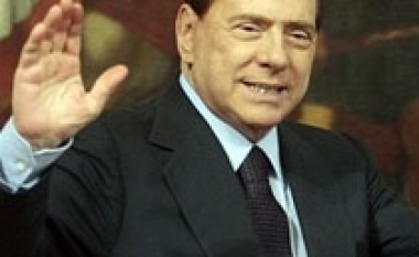 Berlusconi qan për Milanin