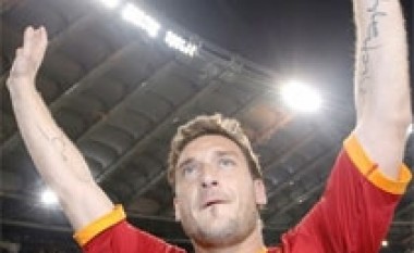 Totti ‘humb peshë’ pas fitores ndaj Interit