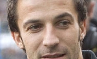A duhet përfshirë Del Piero në kombëtaren Italiane?