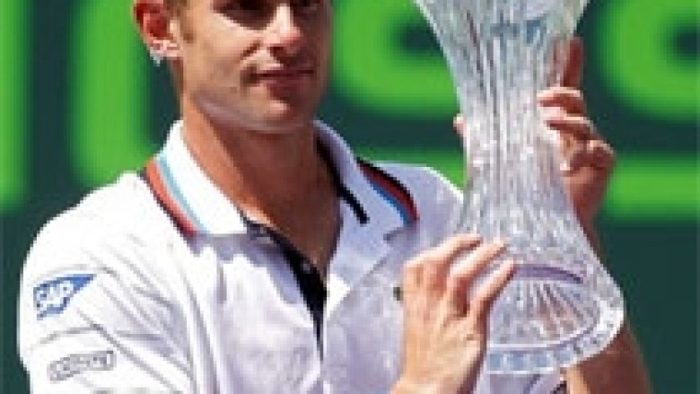 Roddick triumfon në Sony Ericsson Open